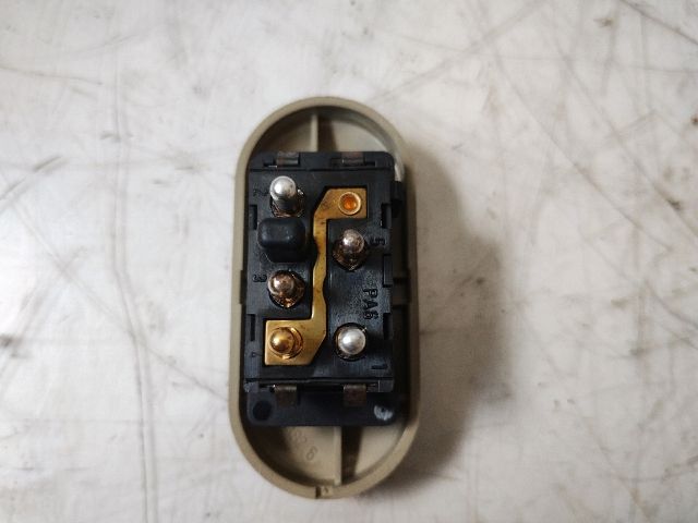 bontott OPEL CORSA C Tetőablak Kapcsoló