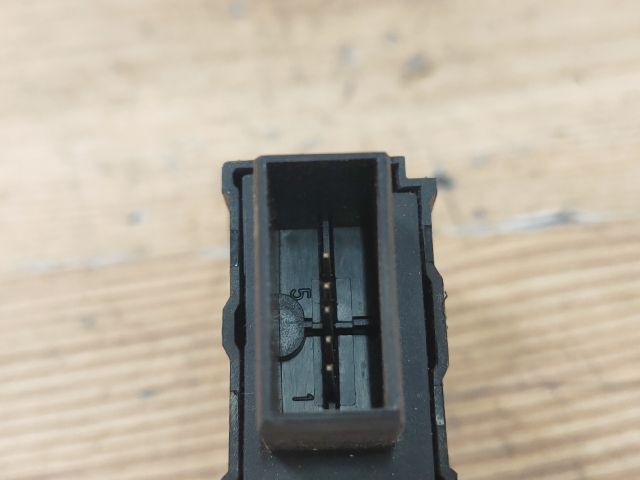 bontott OPEL CORSA C Vészvillogó Kapcsoló