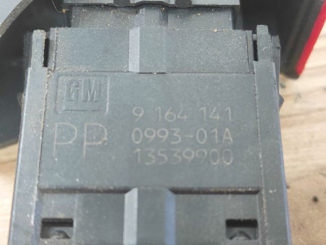 bontott OPEL CORSA C Vészvillogó Kapcsoló