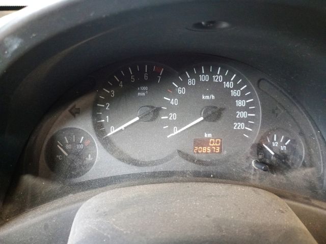 bontott OPEL CORSA C Vészvillogó Kapcsoló