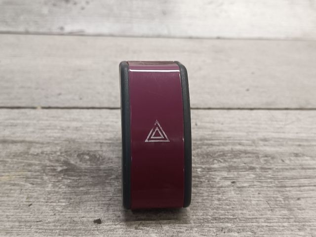 bontott OPEL CORSA C Vészvillogó Kapcsoló