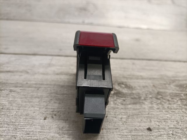 bontott OPEL CORSA C Vészvillogó Kapcsoló