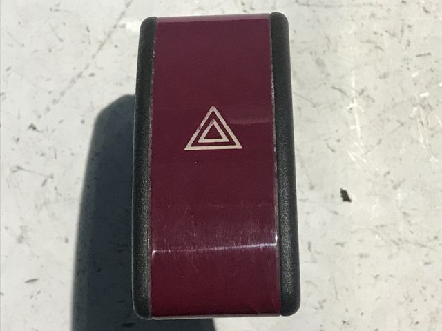 bontott OPEL CORSA C Vészvillogó Kapcsoló