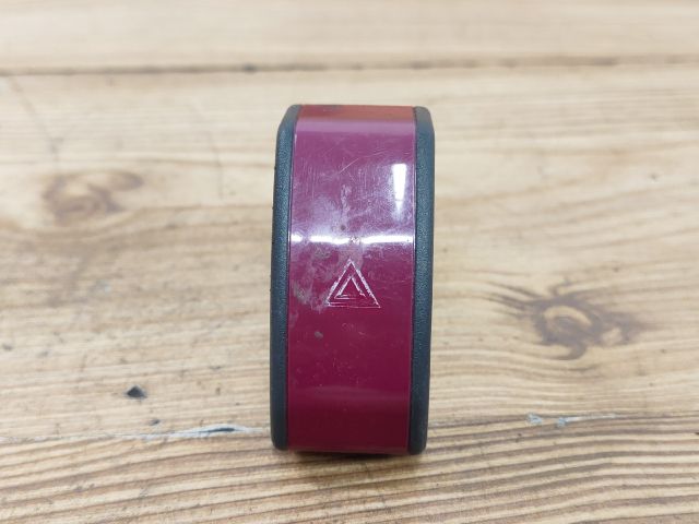 bontott OPEL CORSA C Vészvillogó Kapcsoló