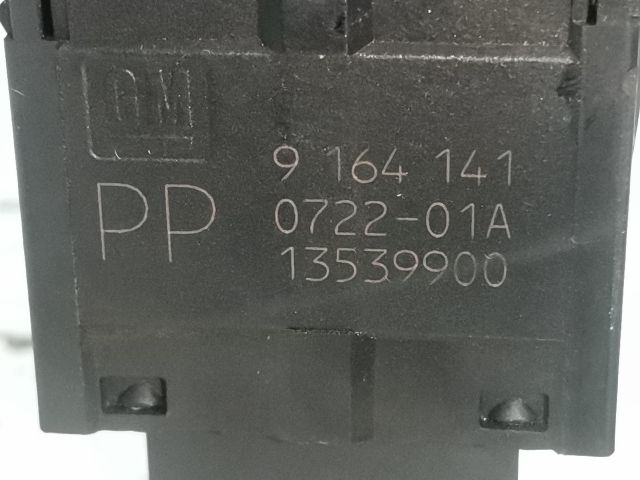 bontott OPEL CORSA C Vészvillogó Kapcsoló