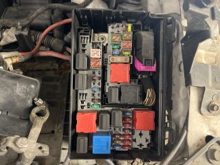 bontott OPEL CORSA D Bal első Fékkengyel