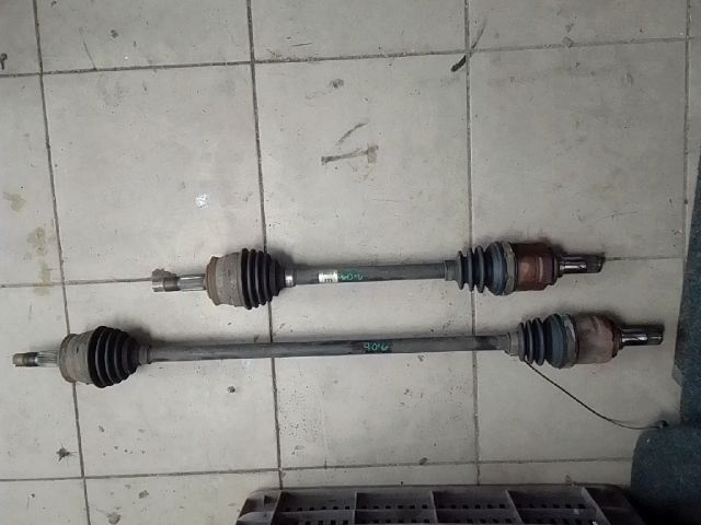 bontott OPEL CORSA D Bal Féltengely