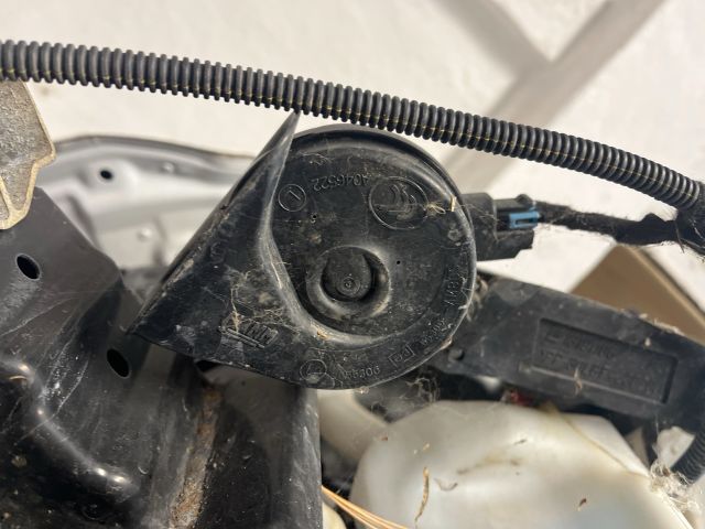 bontott OPEL CORSA D Bal hátsó Lengéscsillapító