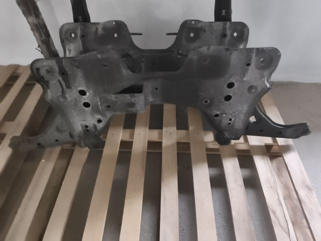 bontott OPEL CORSA D Első Bölcső