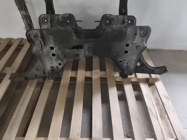 bontott OPEL CORSA D Első Bölcső