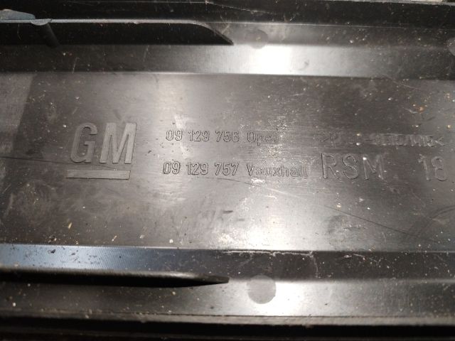 bontott OPEL CORSA D Felső Motorburkolat