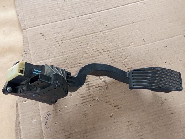 bontott OPEL CORSA D Gázpedál (Elektromos)