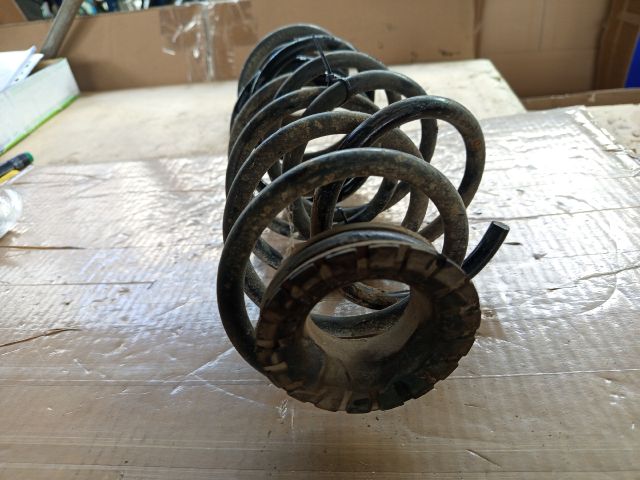 bontott OPEL CORSA D Hátsó Rugó Pár