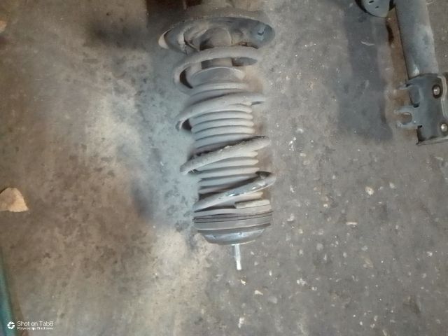 bontott OPEL CORSA D Jobb első Gólyaláb (Lengécsillapító, Rugó)