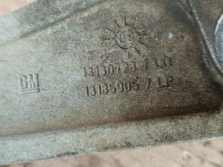 bontott OPEL CORSA D Motor Tartó Bak (Fém)