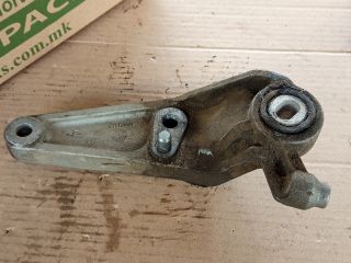 bontott OPEL CORSA D Motor Tartó Bak (Fém)