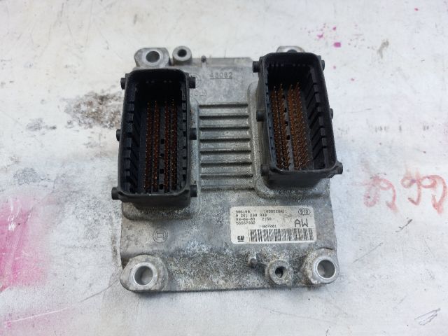 bontott OPEL CORSA D Motorvezérlő