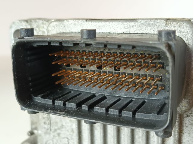 bontott OPEL CORSA D Motorvezérlő