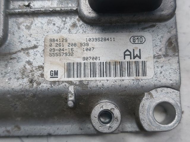 bontott OPEL CORSA D Motorvezérlő