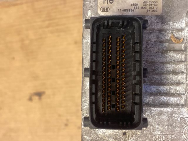 bontott OPEL CORSA D Motorvezérlő