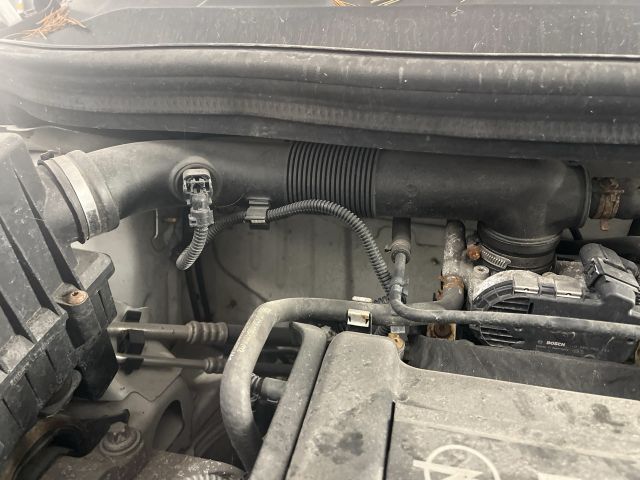 bontott OPEL CORSA D Szívó Cső