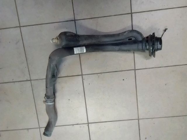 bontott OPEL CORSA D Tankbetöltő Cső (Fém)