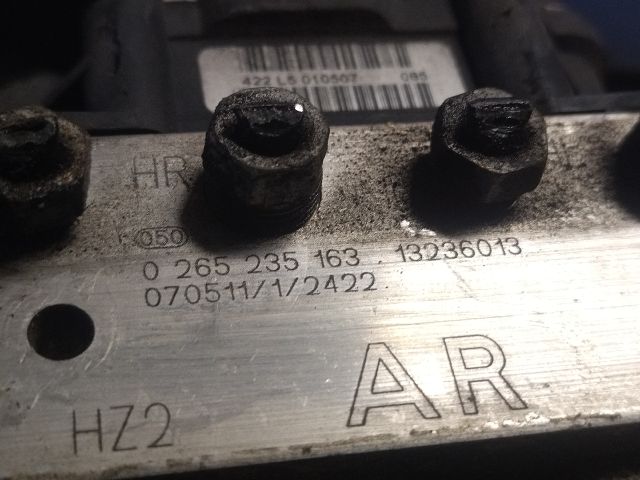 bontott OPEL CORSA D ABS Kocka