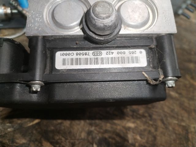 bontott OPEL CORSA D ABS Kocka