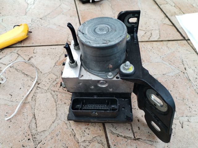 bontott OPEL CORSA D ABS Kocka