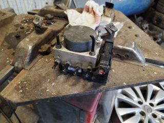 bontott OPEL CORSA D ABS Kocka