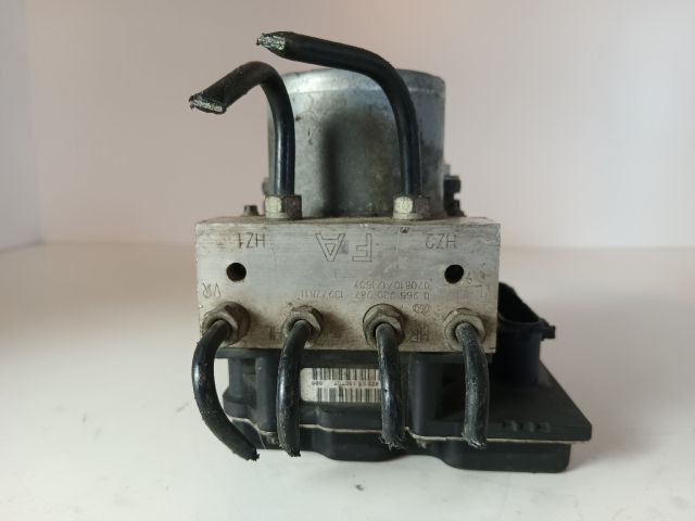 bontott OPEL CORSA D ABS Kocka