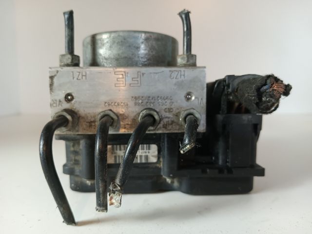 bontott OPEL CORSA D ABS Kocka