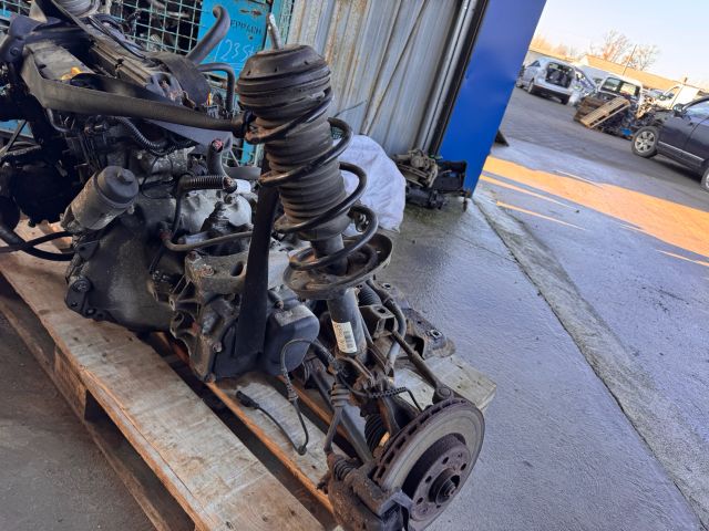 bontott OPEL CORSA D Bal első Csonkállvány Kerékaggyal