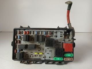 bontott OPEL CORSA D Biztosítéktábla Motortér