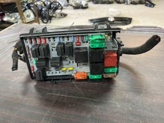 bontott OPEL CORSA D Biztosítéktábla Motortér