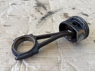 bontott OPEL CORSA D Dugattyú és Hajtókar