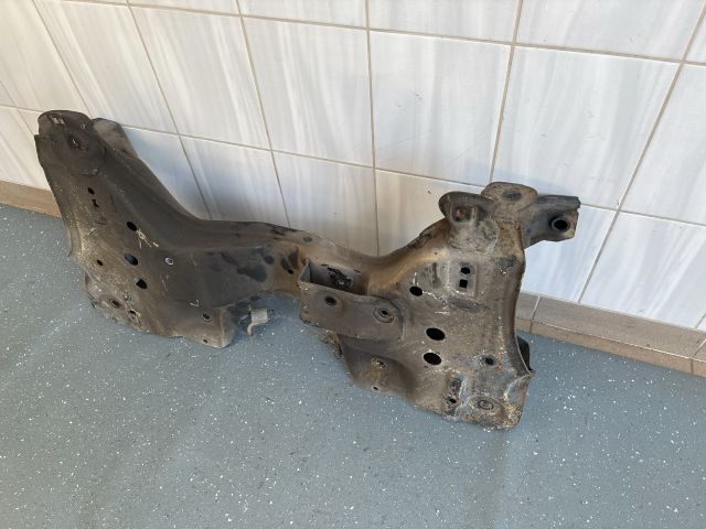 bontott OPEL CORSA D Első Bölcső