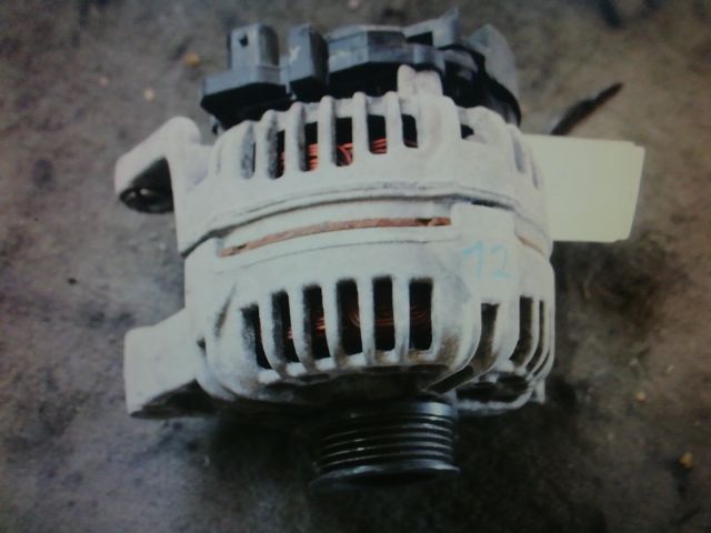 bontott OPEL CORSA D Generátor