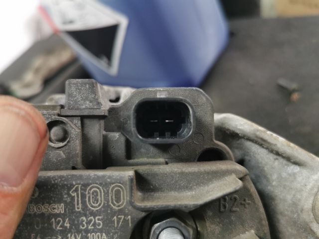 bontott OPEL CORSA D Generátor