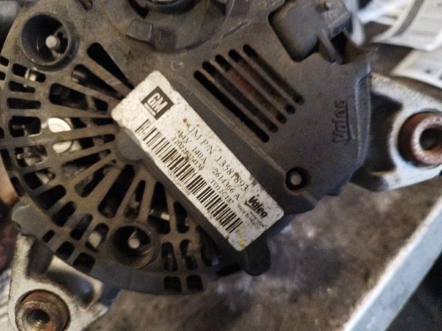 bontott OPEL CORSA D Generátor