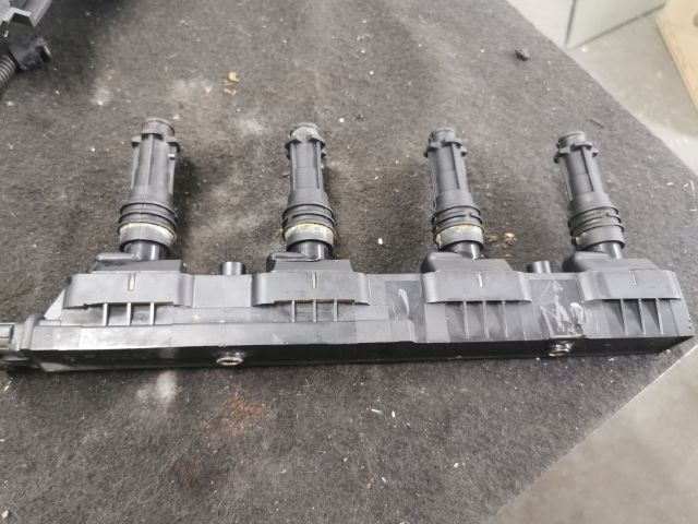 bontott OPEL CORSA D Gyújtótrafó