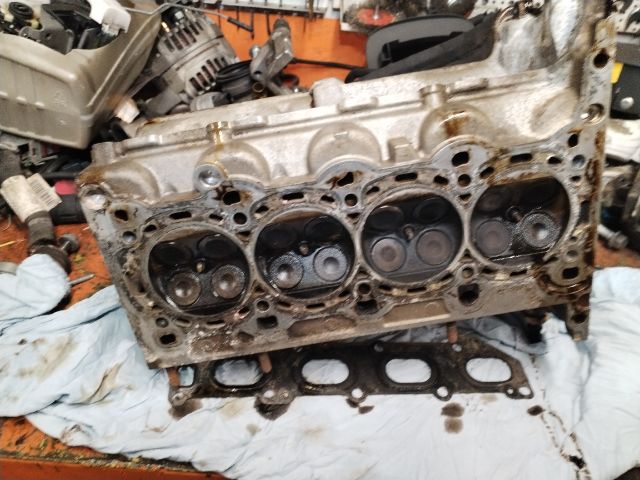 bontott OPEL CORSA D Hengerfej