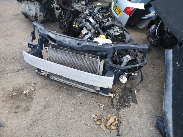 bontott OPEL CORSA D Homlokfal (Üres lemez)