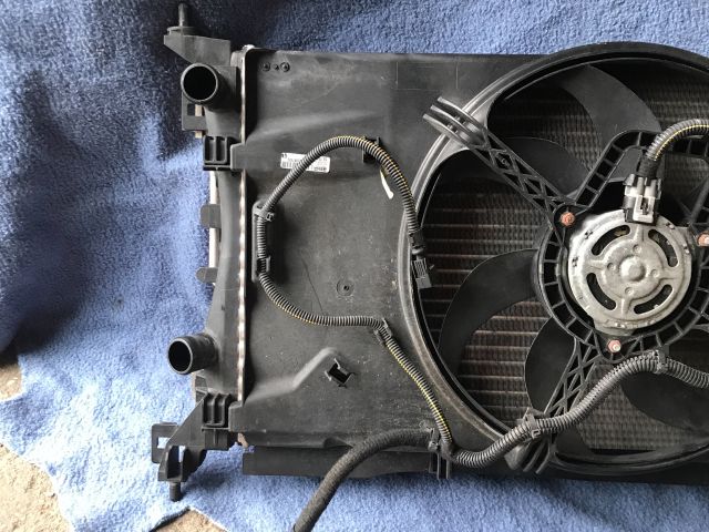 bontott OPEL CORSA D Hűtő Ventilátor(ok), Radiátor(ok) Szett