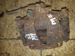 bontott OPEL CORSA D Jobb első Féknyereg Munkahengerrel