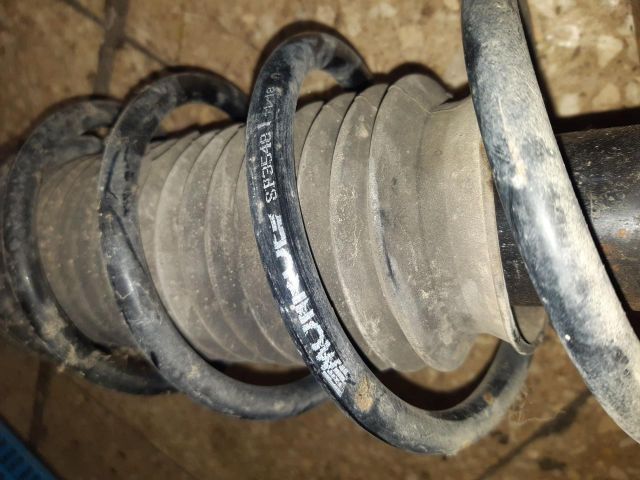 bontott OPEL CORSA D Jobb első Lengéscsillapító