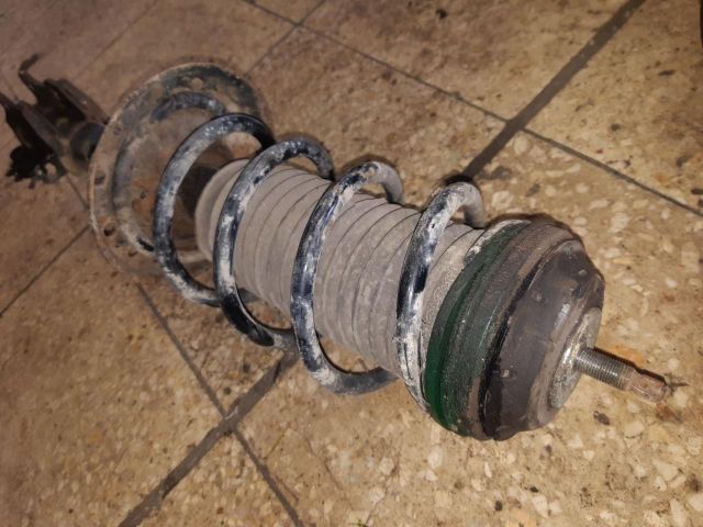 bontott OPEL CORSA D Jobb első Lengéscsillapító