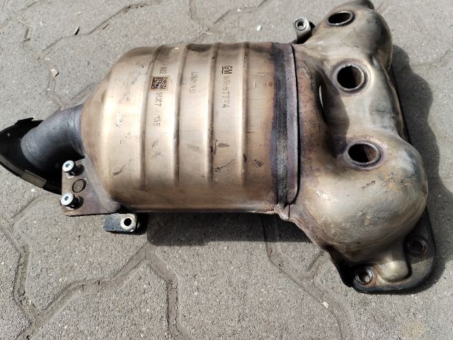 bontott OPEL CORSA D Katalizátor