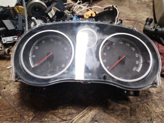 bontott OPEL CORSA D Kilométeróra