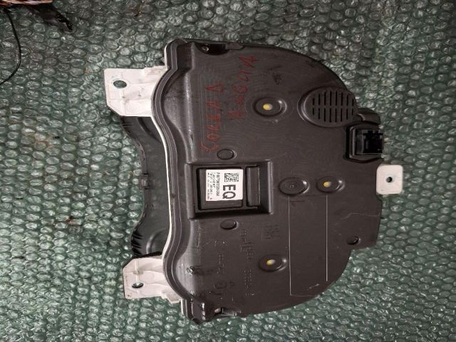 bontott OPEL CORSA D Kilométeróra